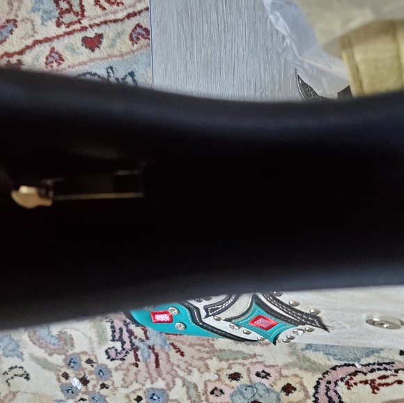 Over the shoulder western style hand bag.  gorgeous turquoise & white N.W.T - Picture 6 of 14